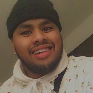 Meet your Posher, Ely